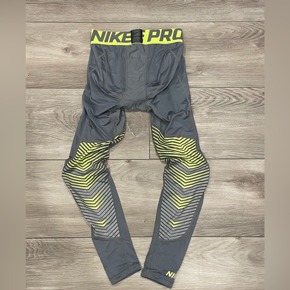 NIKE PRO men’s base layer gray 6/8 S small - Picture 1 of 4